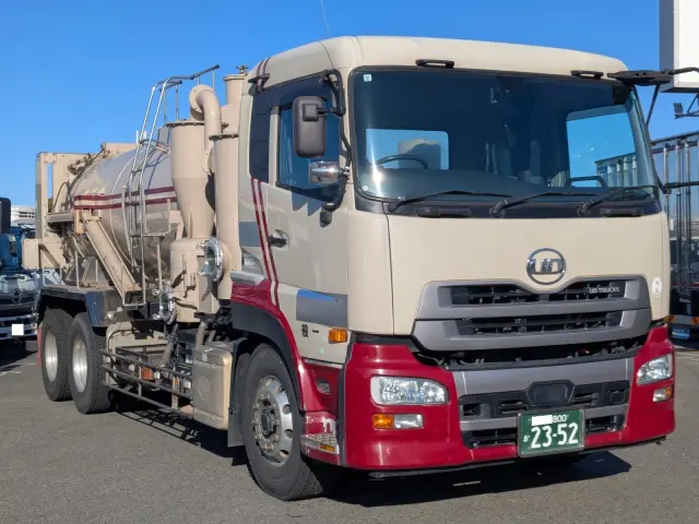 ＵＤ クオン QPG-CD5YL(6x2)の写真2