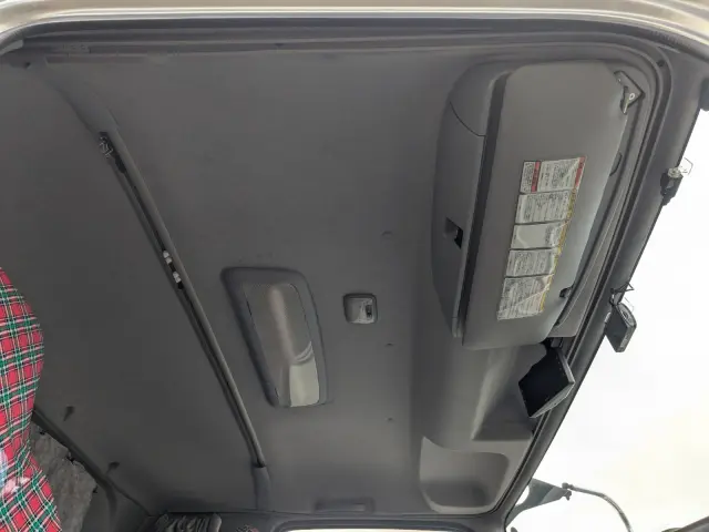 いすゞ フォワード TKG-FRR90T2(2WD)の写真11