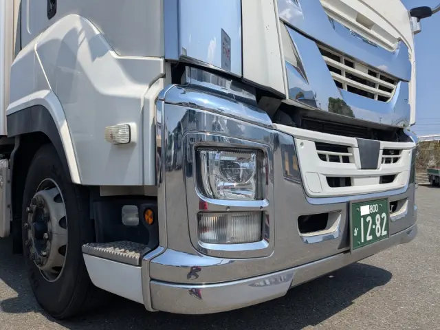 いすゞ ギガ 2PG -CYL77C(6x2)の写真46