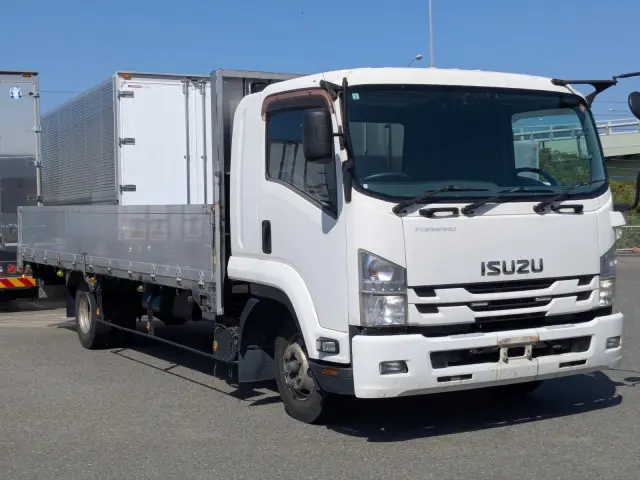いすゞ フォワード TKG-FRR90S2(2WD)の写真3