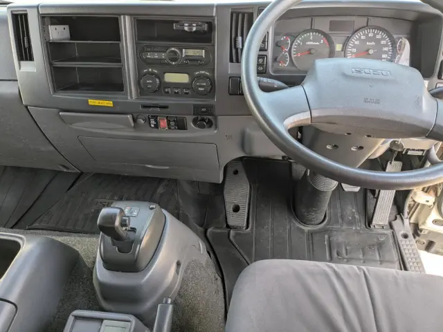 いすゞ フォワード TKG-FRR90S2(2WD)の写真10