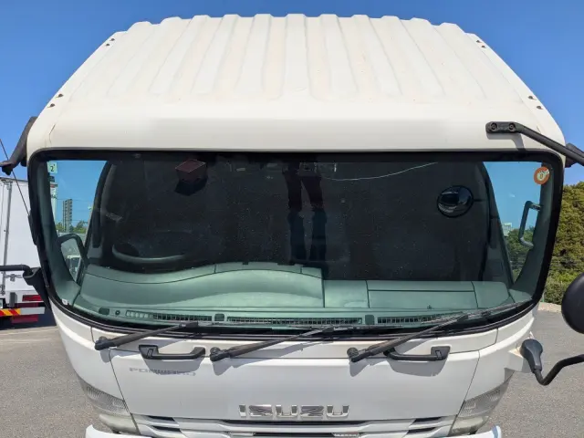 いすゞ フォワード TKG-FRR90S2(2WD)の写真22