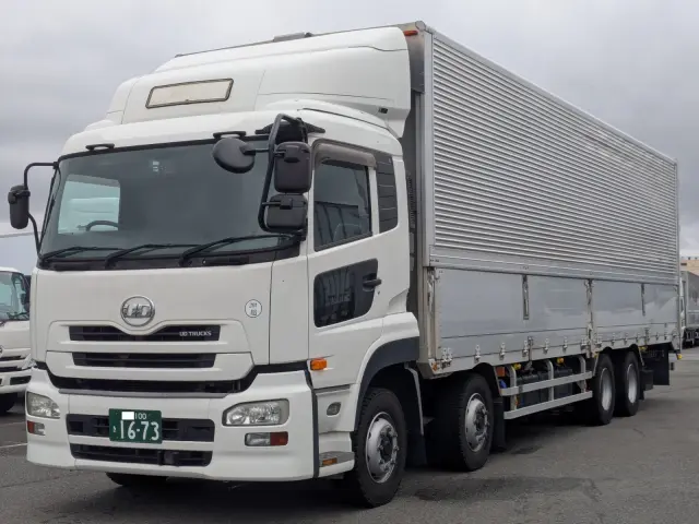 UD クオン QKG-CG5ZA(8x4)の写真1