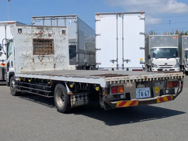 いすゞ フォワード 2RG-FTR90U2(2WD)の写真5