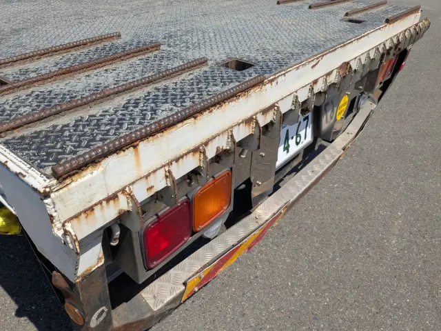 いすゞ フォワード 2RG-FTR90U2(2WD)の写真9