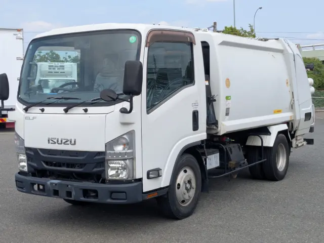 いすゞ エルフ TPG-NMR85N(2WD)の写真1