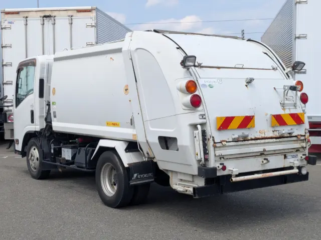 いすゞ エルフ TPG-NMR85N(2WD)の写真4