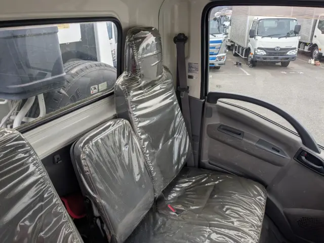 いすゞ エルフ TPG-NMR85N(2WD)の写真11