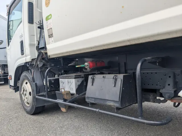 いすゞ エルフ TPG-NMR85N(2WD)の写真34