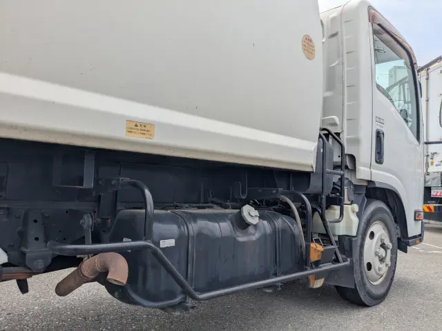 いすゞ エルフ TPG-NMR85N(2WD)の写真37
