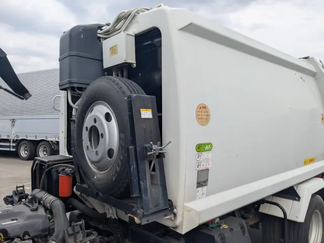 いすゞ エルフ TPG-NMR85N(2WD)の写真39