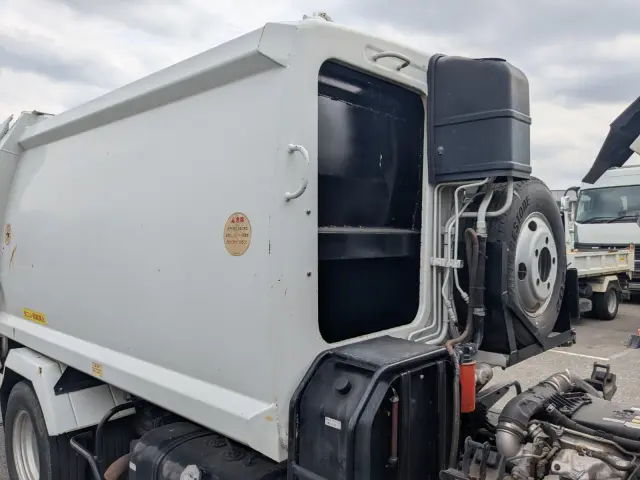 いすゞ エルフ TPG-NMR85N(2WD)の写真42