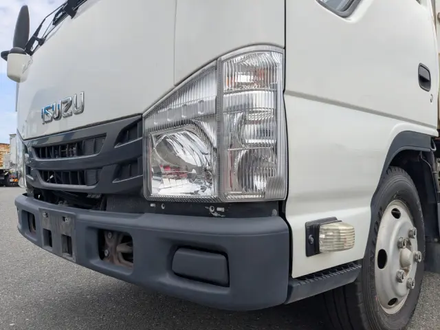 いすゞ エルフ TPG-NKR85AN(2WD)の写真26