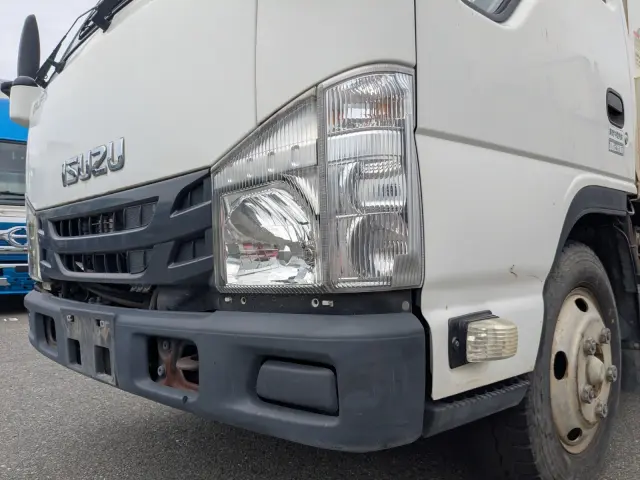 いすゞ エルフ TPG-NKR85AN(2WD)の写真26