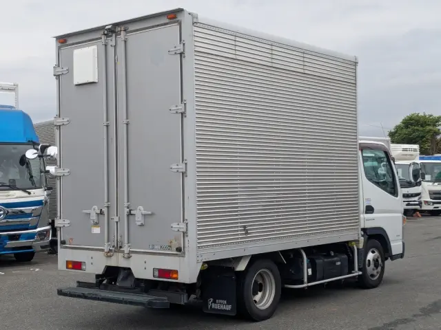 三菱 キャンター TPG-FBA20(2WD)の写真3