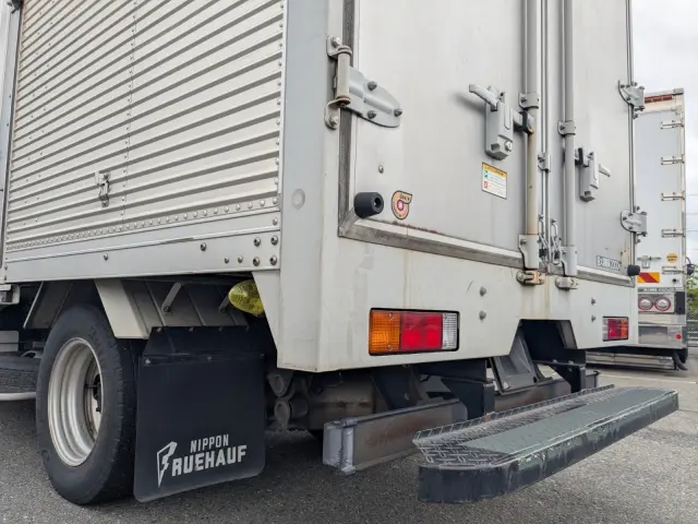 三菱 キャンター TPG-FBA20(2WD)の写真7