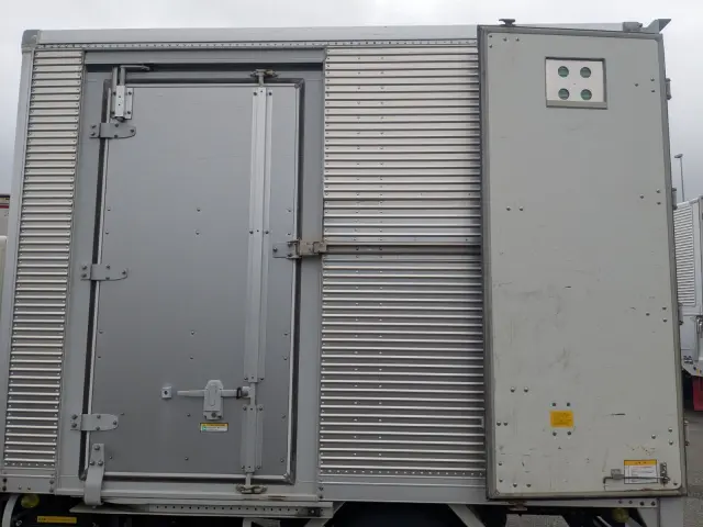三菱 キャンター TPG-FBA20(2WD)の写真35