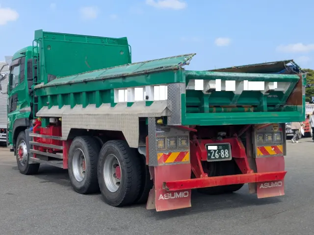 ＵＤ クオン QKG-CW5XL(6x4)の写真4