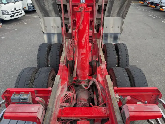 ＵＤ クオン QKG-CW5XL(6x4)の写真19