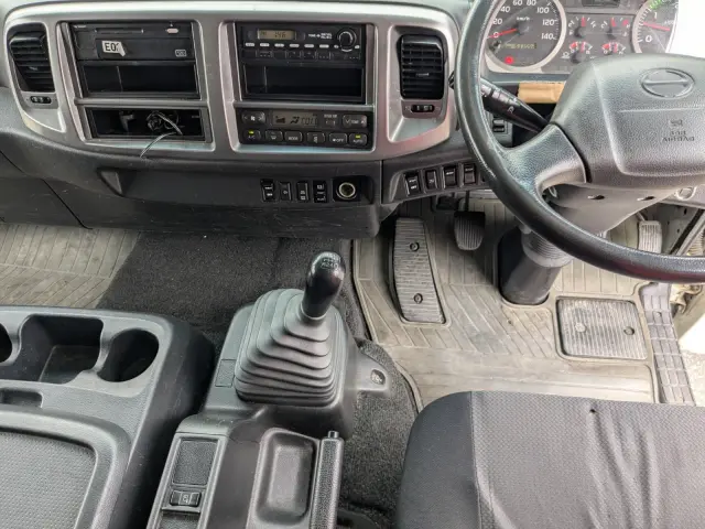 日野 レンジャー TKG-FD7JLAG(2WD)の写真28