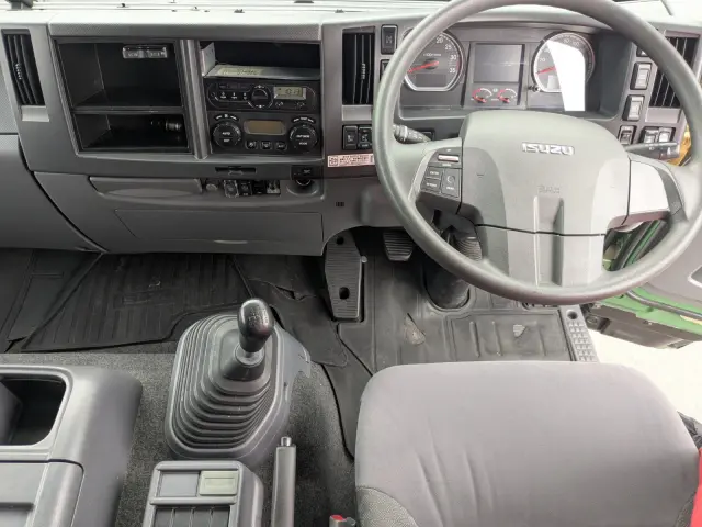 いすゞ フォワード 2RG-FRR90S2(2WD)の写真18