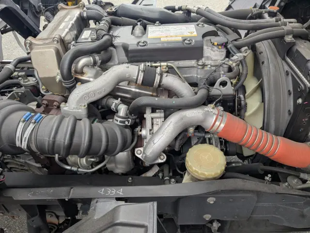 いすゞ フォワード 2RG-FRR90S2(2WD)の写真25