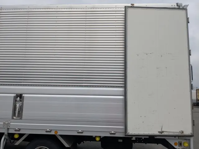 いすゞ フォワード 2RG-FRR90S2(2WD)の写真27