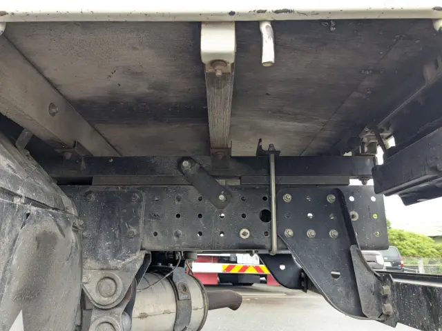 三菱 キャンター TPG-FBA50(2WD)の写真19