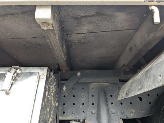 三菱 キャンター TPG-FBA50(2WD)の写真20