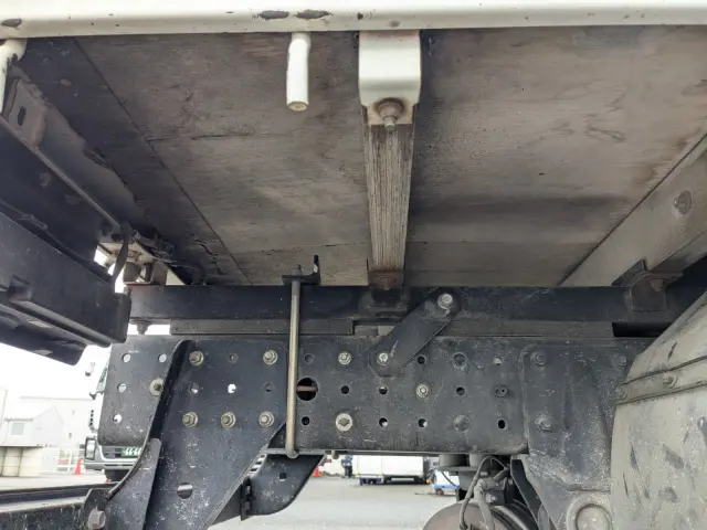 三菱 キャンター TPG-FBA50(2WD)の写真30