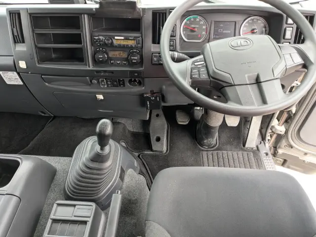 UD コンドル 2RG-BRR90T2(2WD)の写真10