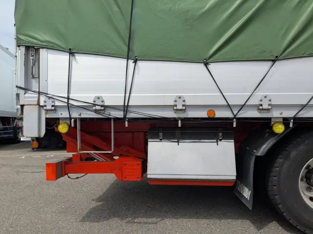 UD コンドル 2RG-BRR90T2(2WD)の写真32