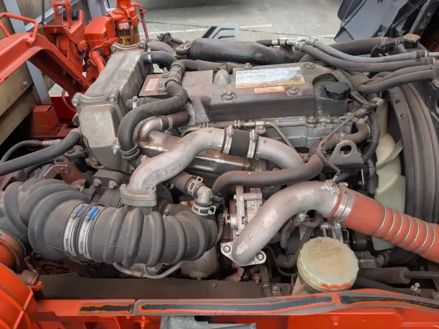 UD コンドル 2RG-BRR90T2(2WD)の写真40
