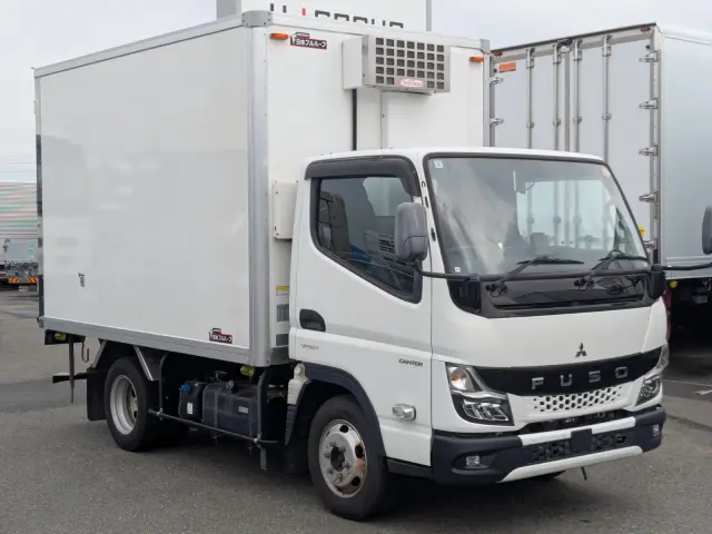 三菱 キャンター 2TG-FBA00(2WD)の写真3