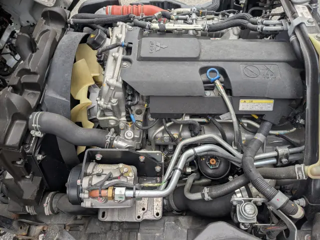三菱 キャンター 2TG-FBA00(2WD)の写真21