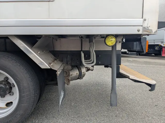 三菱 キャンター 2TG-FBA00(2WD)の写真34