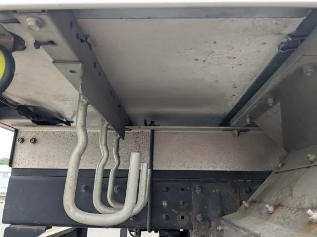 三菱 キャンター 2TG-FBA00(2WD)の写真35