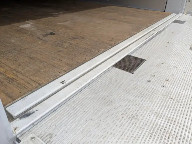 日野 レンジャー 2KG-FD2ABG(2WD)の写真14