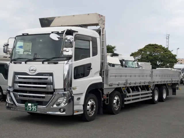 UD クオン 2PG-CG5CA(8x4)の写真1