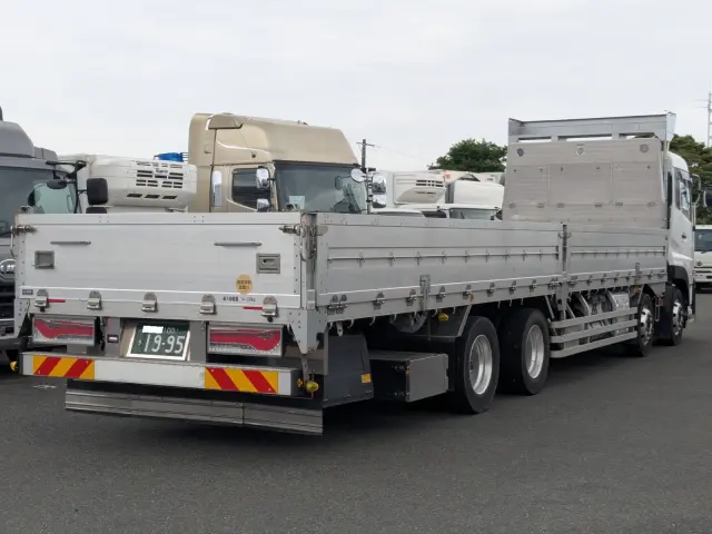 UD クオン 2PG-CG5CA(8x4)の写真3