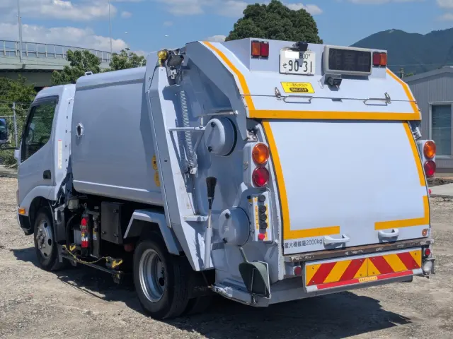 日野 デュトロ TPG-XZU600X(2WD)の写真4