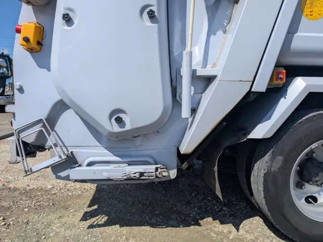日野 デュトロ TPG-XZU600X(2WD)の写真37