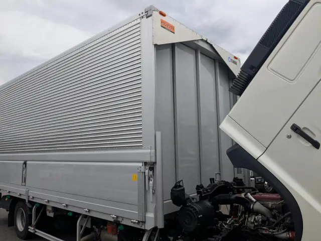 日野 レンジャー 2KG-FD2ABG(2WD)の写真47