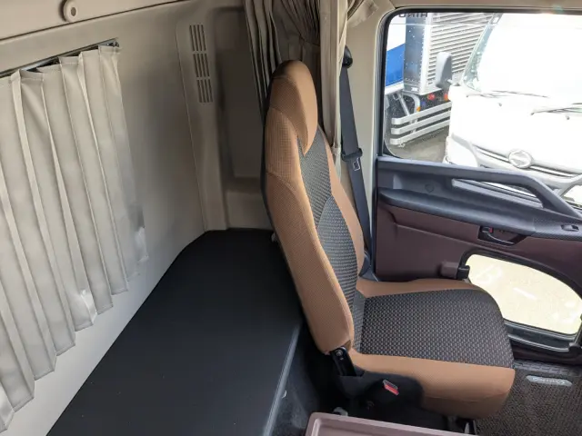 日野 レンジャー 2KG-FD2ABG(2WD)の写真27