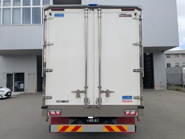 いすゞ フォワード 2RG-FRR90T4(2WD)の写真7