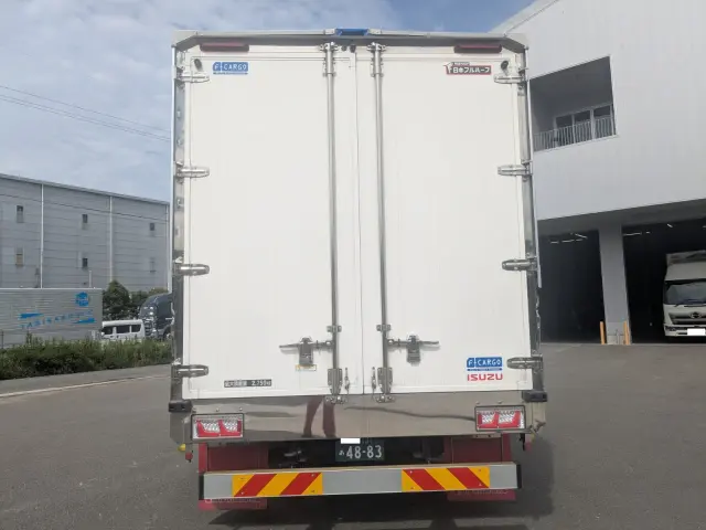 いすゞ フォワード 2RG-FRR90T4(2WD)の写真7