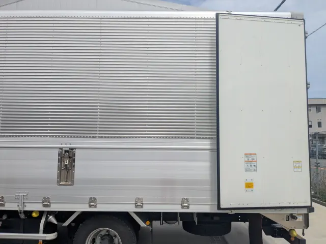 いすゞ フォワード 2RG-FRR90T4(2WD)の写真19