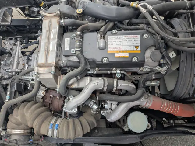 いすゞ フォワード 2RG-FRR90T4(2WD)の写真38