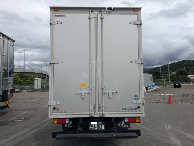 三菱 キャンター 2RG-FEAV0(2WD)の写真5