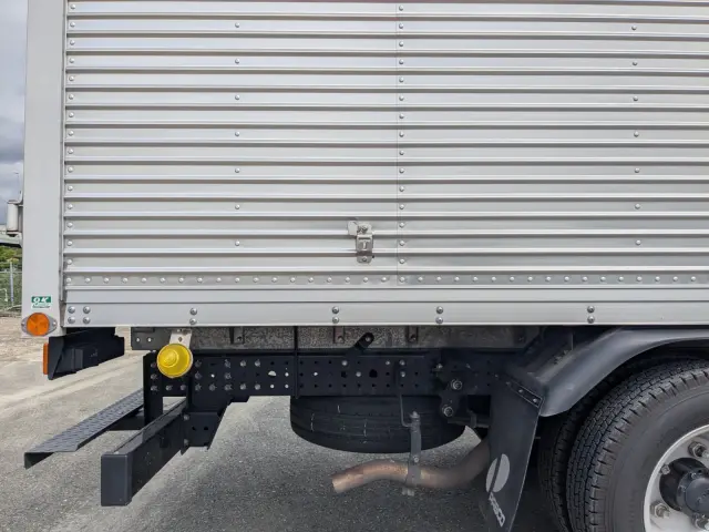 三菱 キャンター 2RG-FEAV0(2WD)の写真32